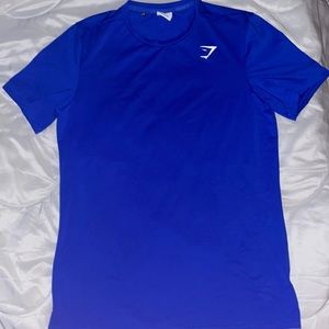 Slim fitting tee from gymshark. Show them gains